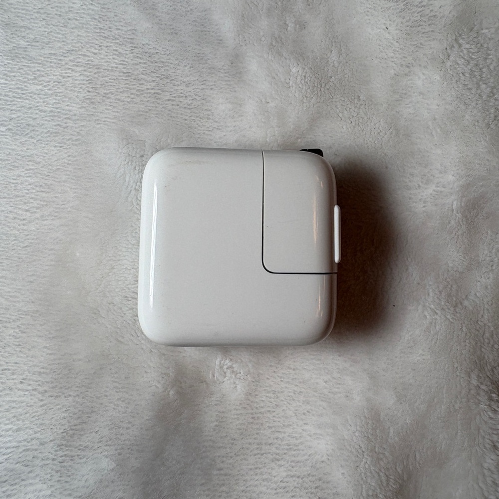 Apple White Charger